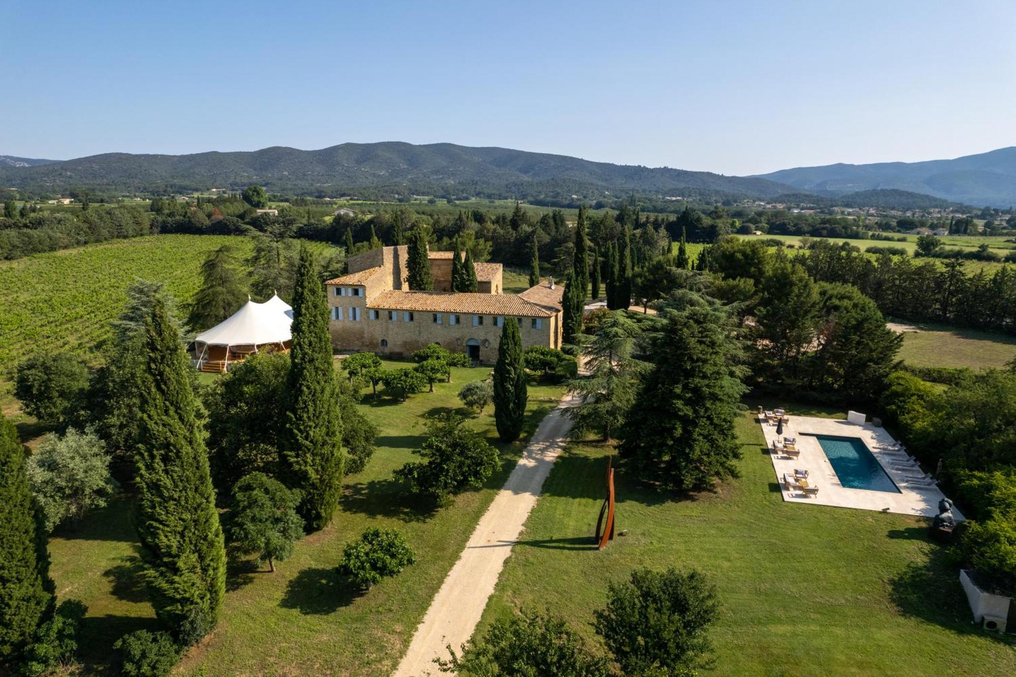 Chateau Saint-Pierre De Mejans Puyvert Exteriér fotografie